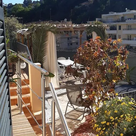 D'hotes * Μεντόν